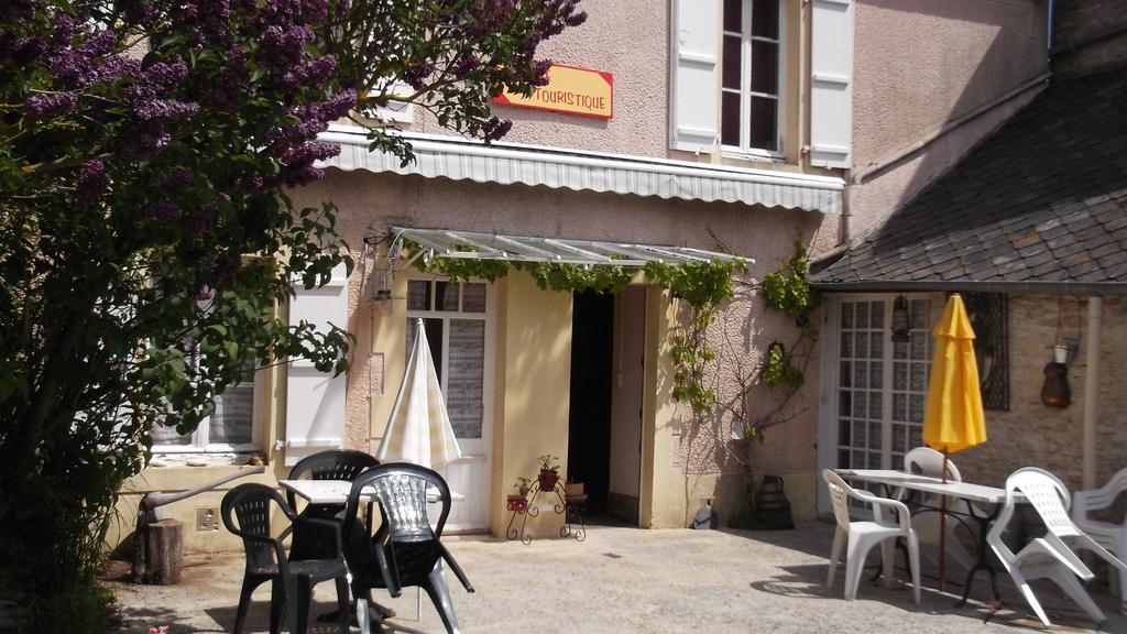 Chambres Et Tables D'Hotes A L'Auberge Touristique Meuvaines Pokój zdjęcie